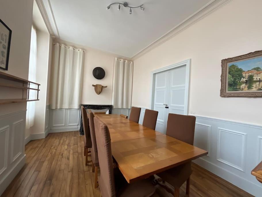 Вилла La Demeure De Margot - 24 Couchages Villeneuve-sur-Yonne Экстерьер фото
