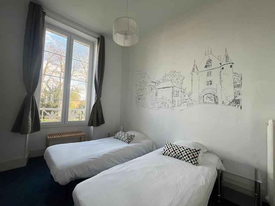 Вилла La Demeure De Margot - 24 Couchages Villeneuve-sur-Yonne Экстерьер фото
