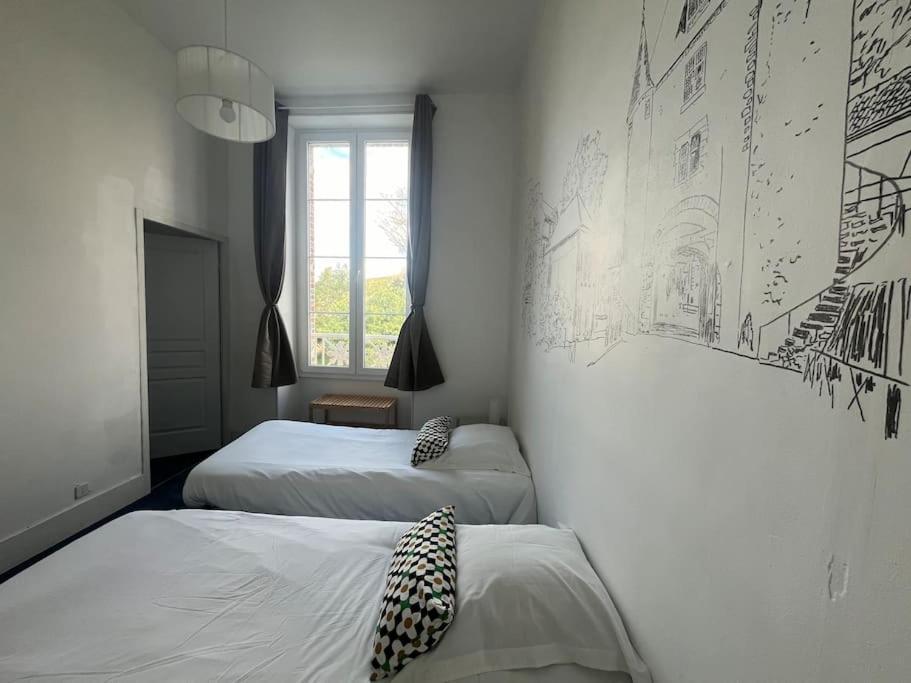 Вилла La Demeure De Margot - 24 Couchages Villeneuve-sur-Yonne Экстерьер фото
